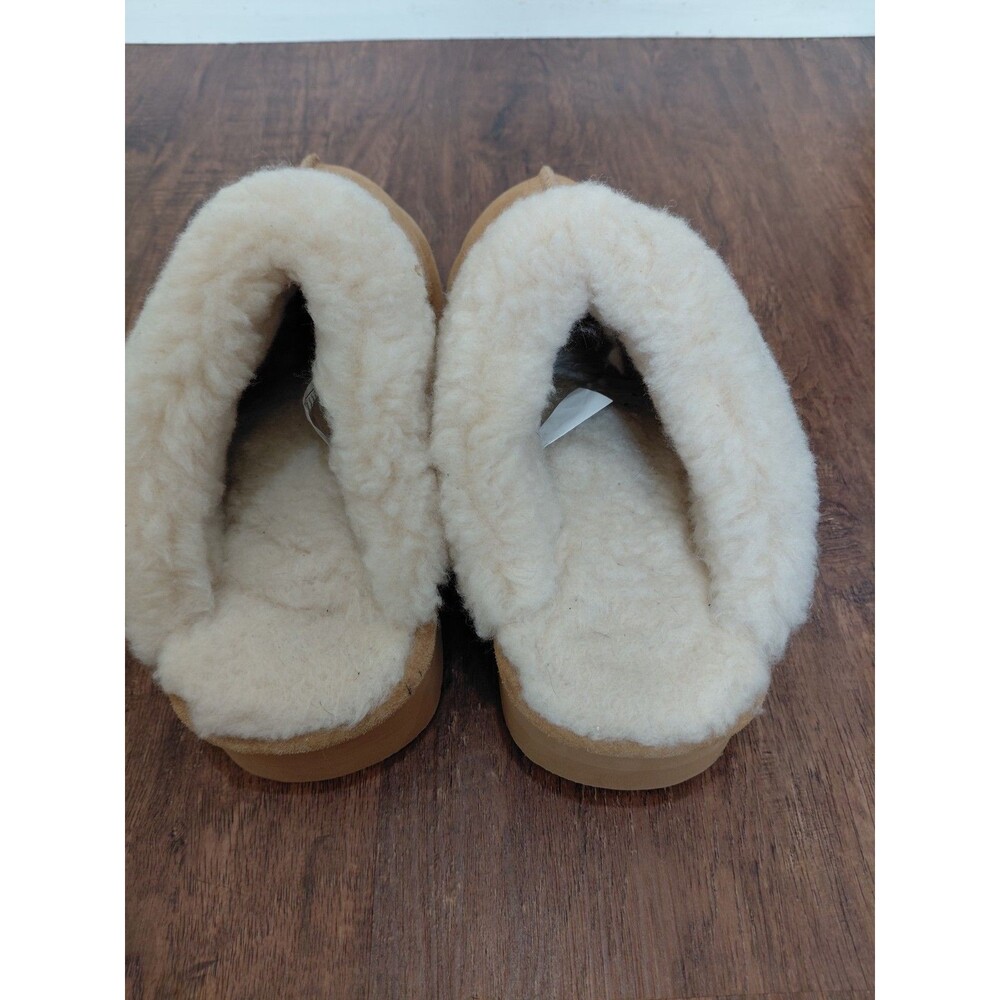 Bearpaw Platform Chunky Slippers, 10 Sheepskin, Tan Suede Leather - Picture 9 of 12